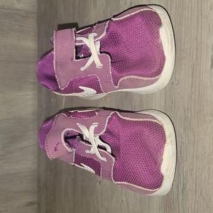 NIKE purple Toddler Size 6